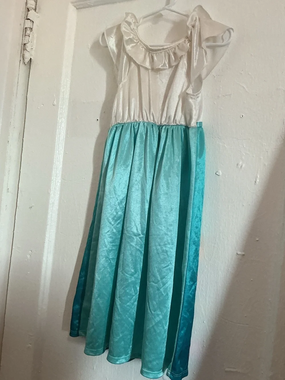 Disney Girls Aqua and Cream Moana Nightgown - Picture 2 of 3